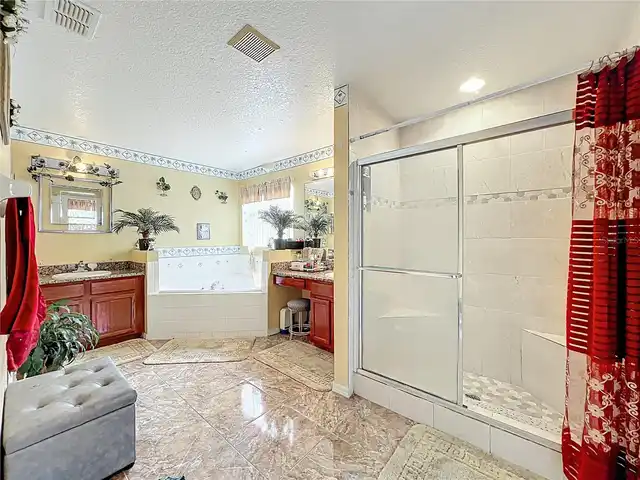 Listing Photo 26