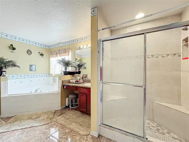 Listing Photo 28