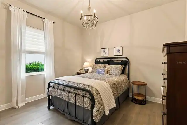 Listing Photo 25