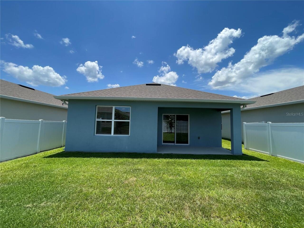 Listing Photo 12