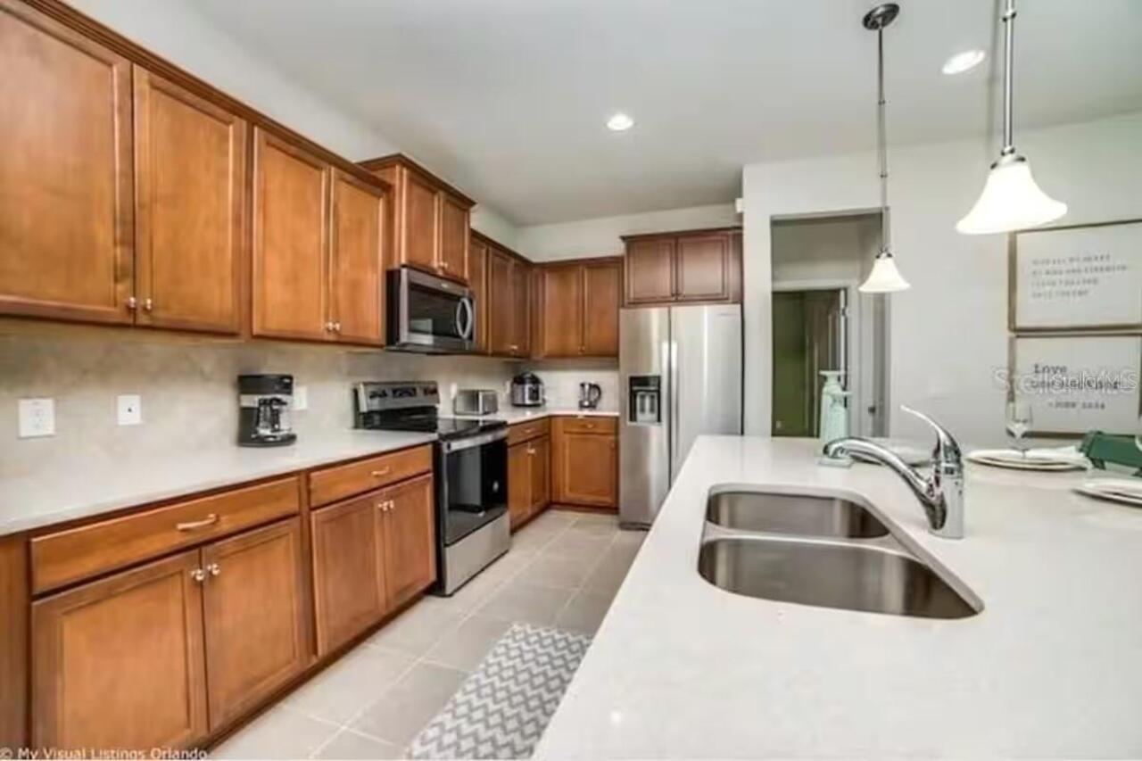 Listing Photo 8
