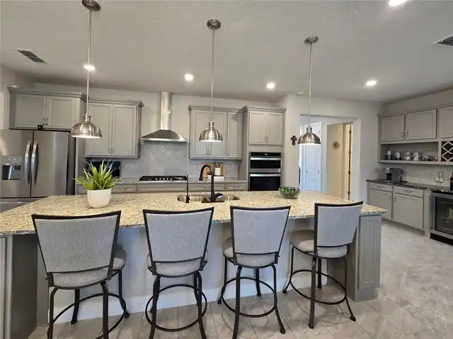 Listing Photo 18