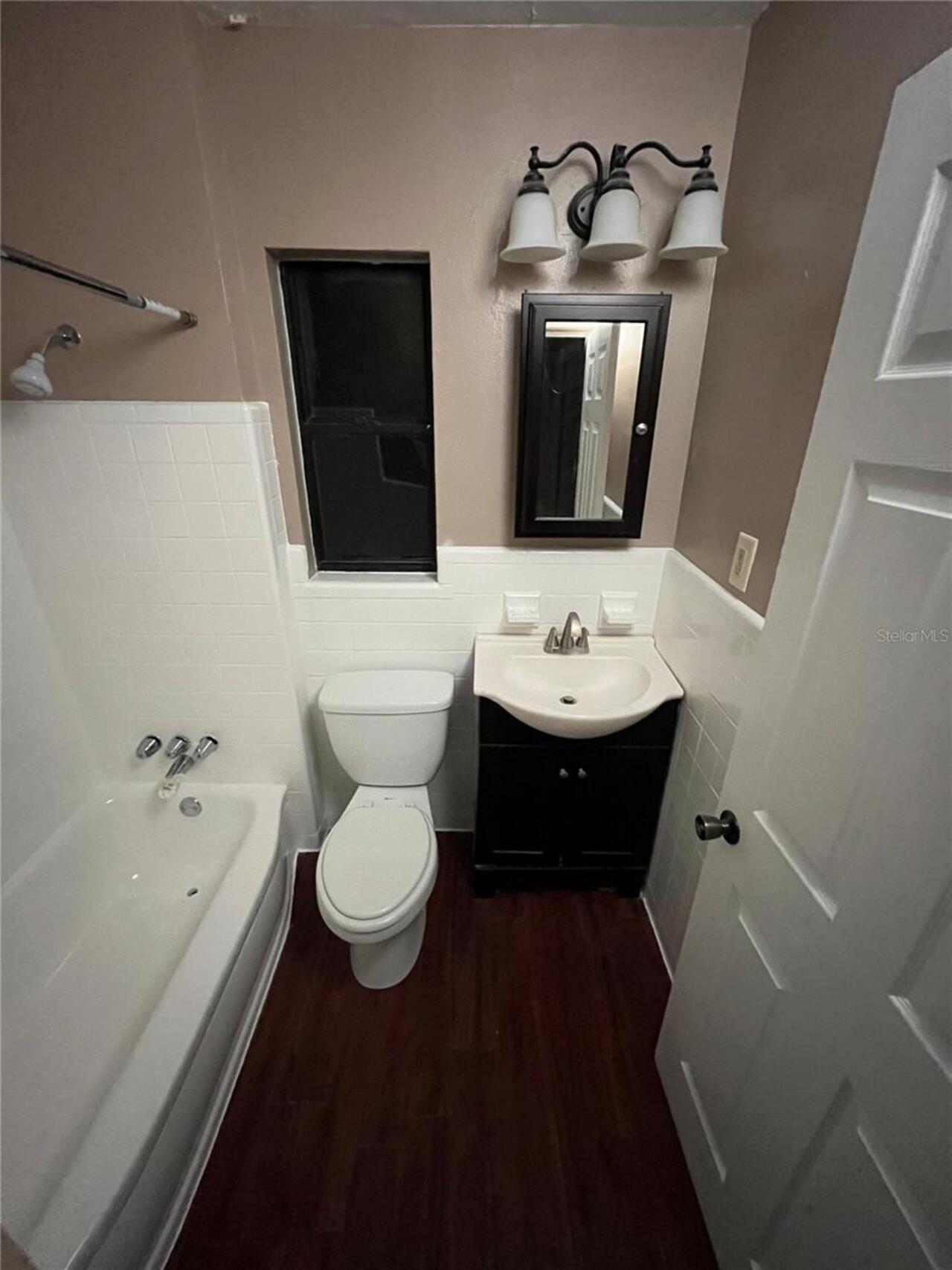 Listing Photo 8