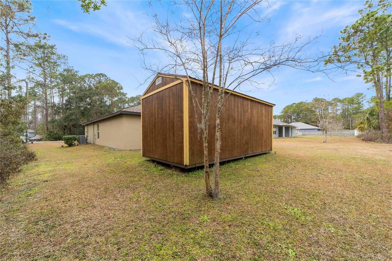 Listing Photo 11