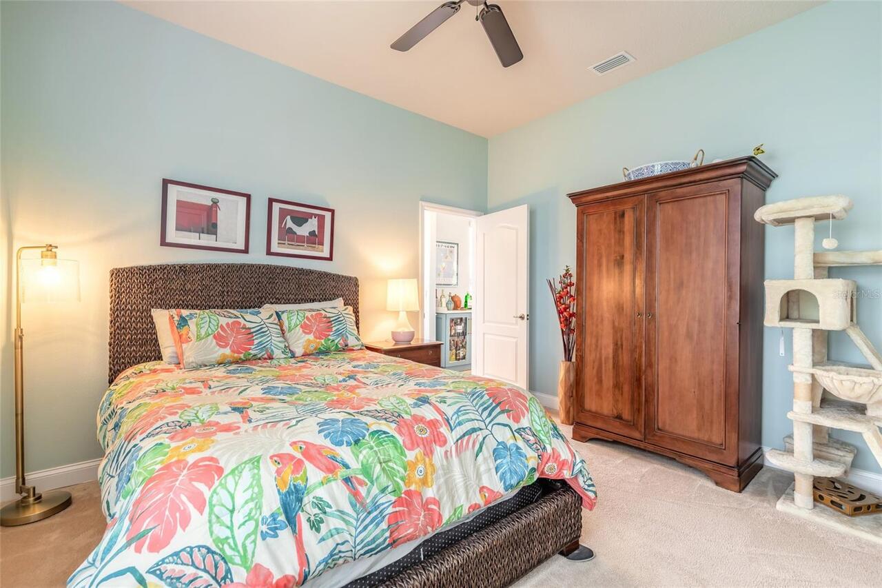 Listing Photo 32