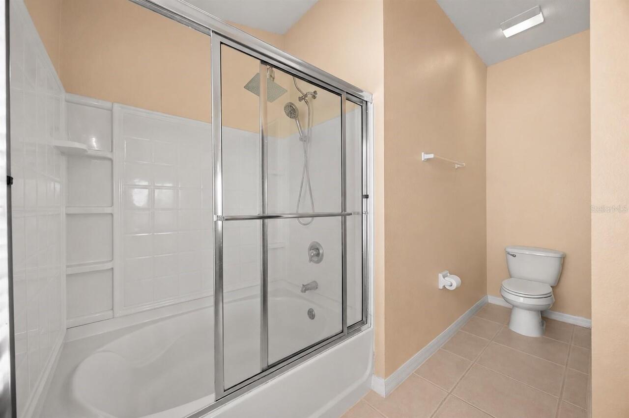 Listing Photo 14