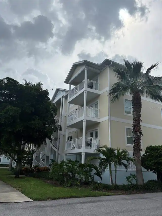 Listing Photo 32