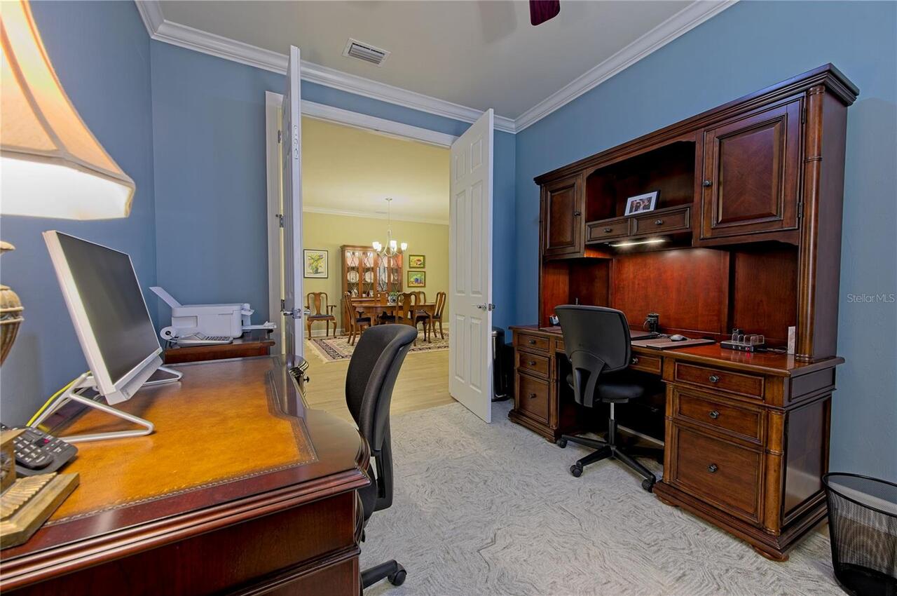 Listing Photo 12