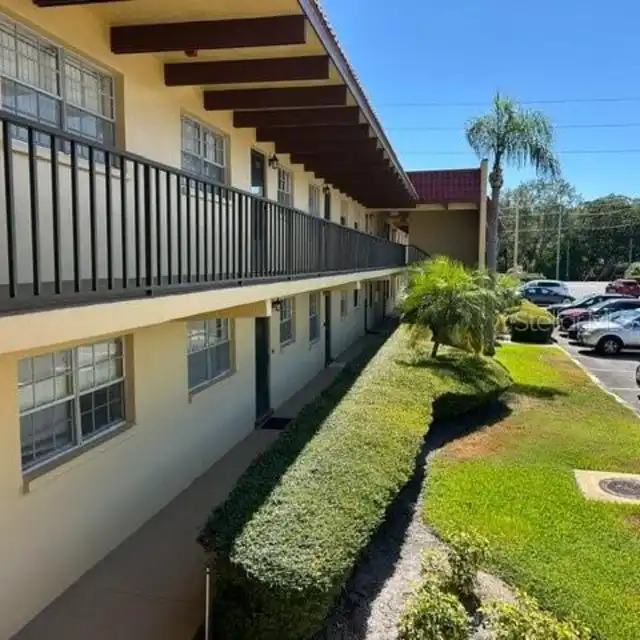 Listing Photo 6