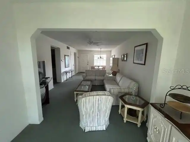 Listing Photo 11