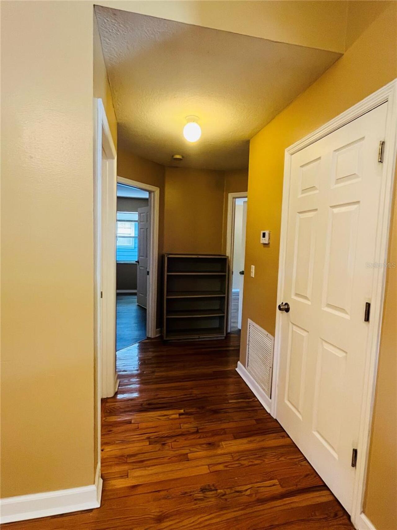Listing Photo 8