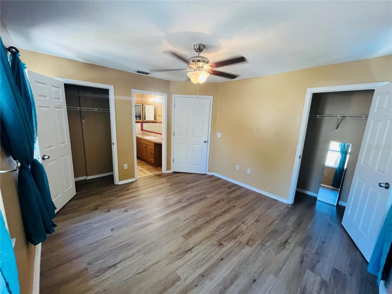 Listing Photo 9