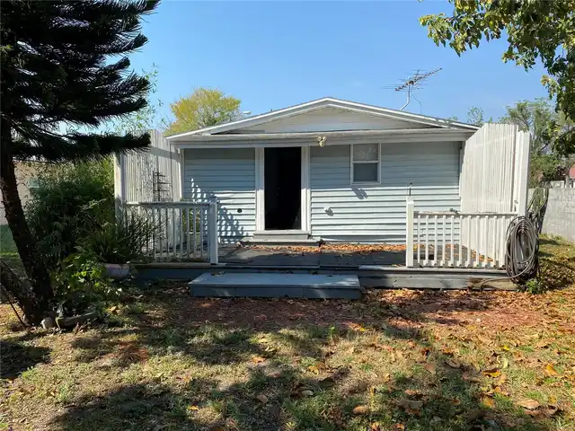 Listing Photo 14