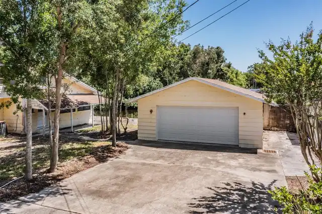 Listing Photo 18