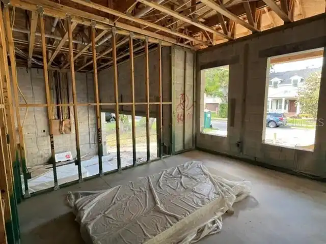 Listing Photo 7