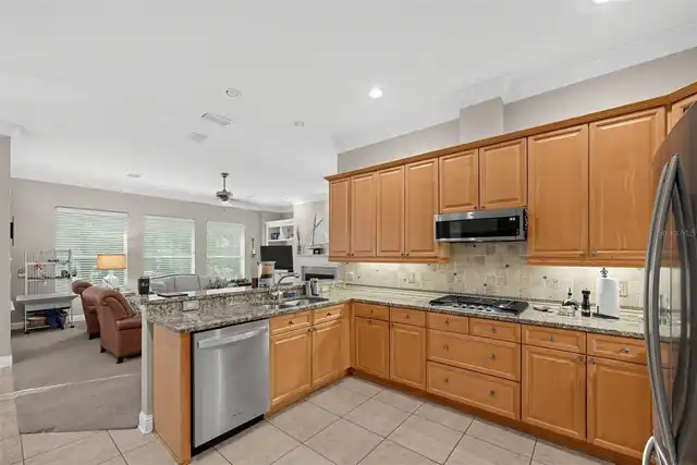 Listing Photo 6