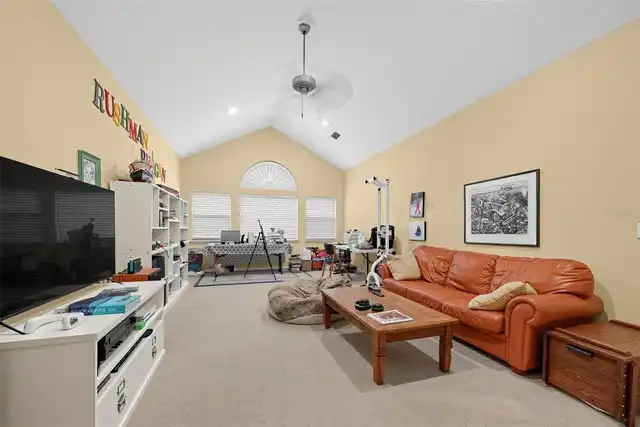 Listing Photo 24