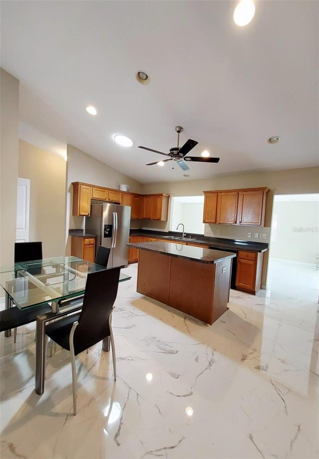 Listing Photo 16