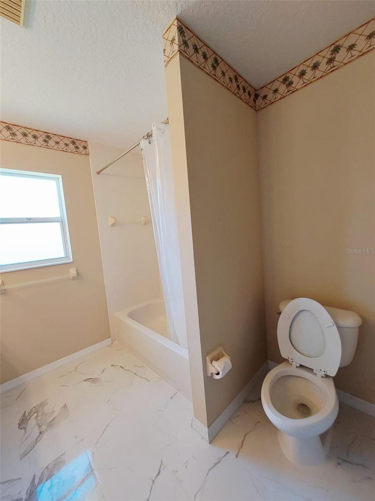 Listing Photo 33