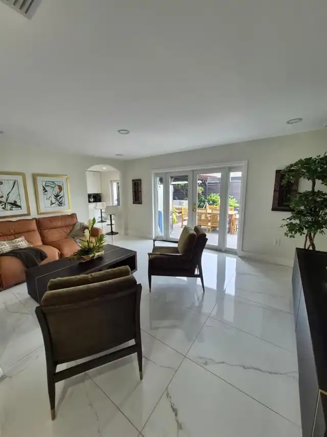 Listing Photo 7