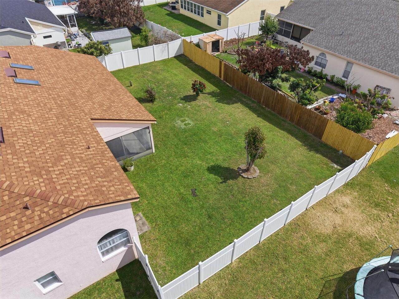 Listing Photo 12