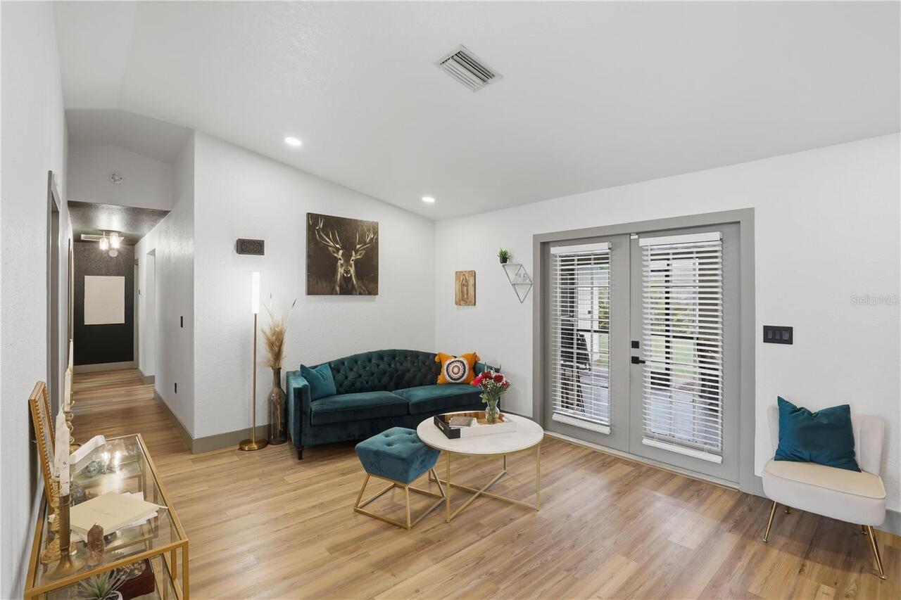Listing Photo 17