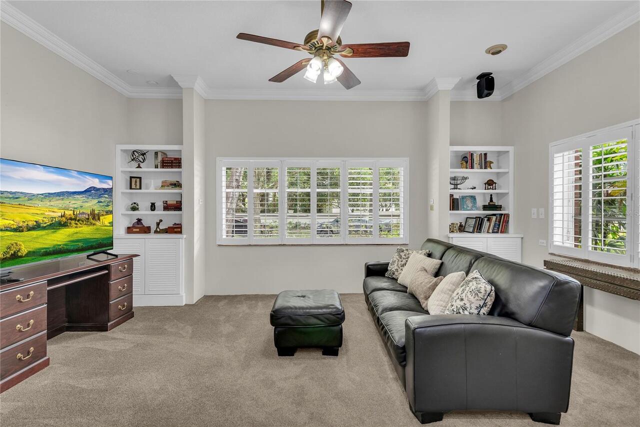 Listing Photo 14