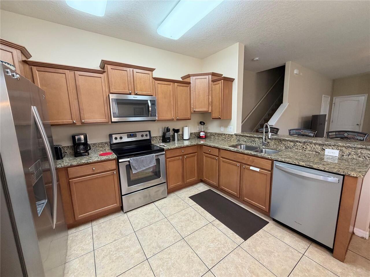 Listing Photo 12