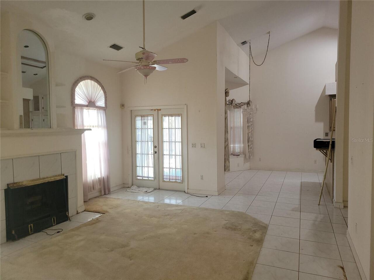 Listing Photo 12