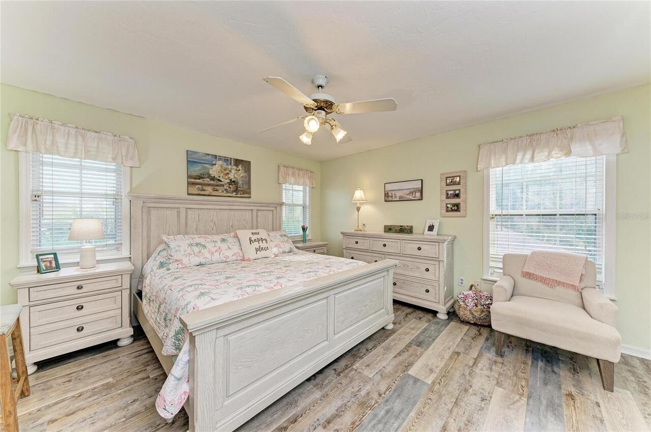 Listing Photo 28