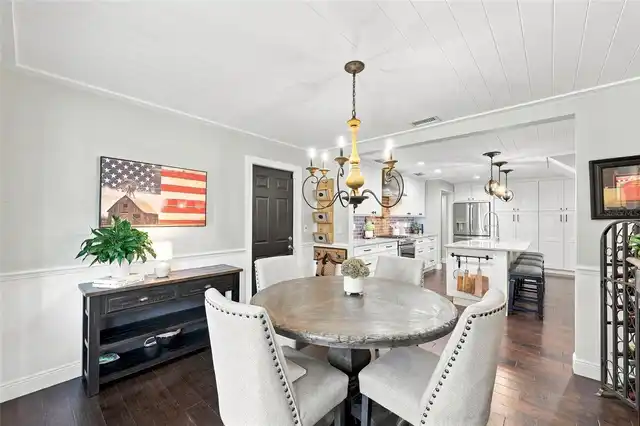 Listing Photo 11