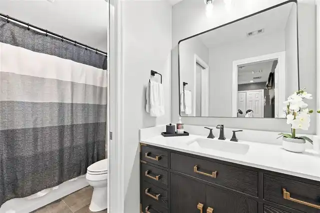Listing Photo 32