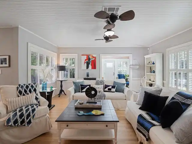 Listing Photo 6