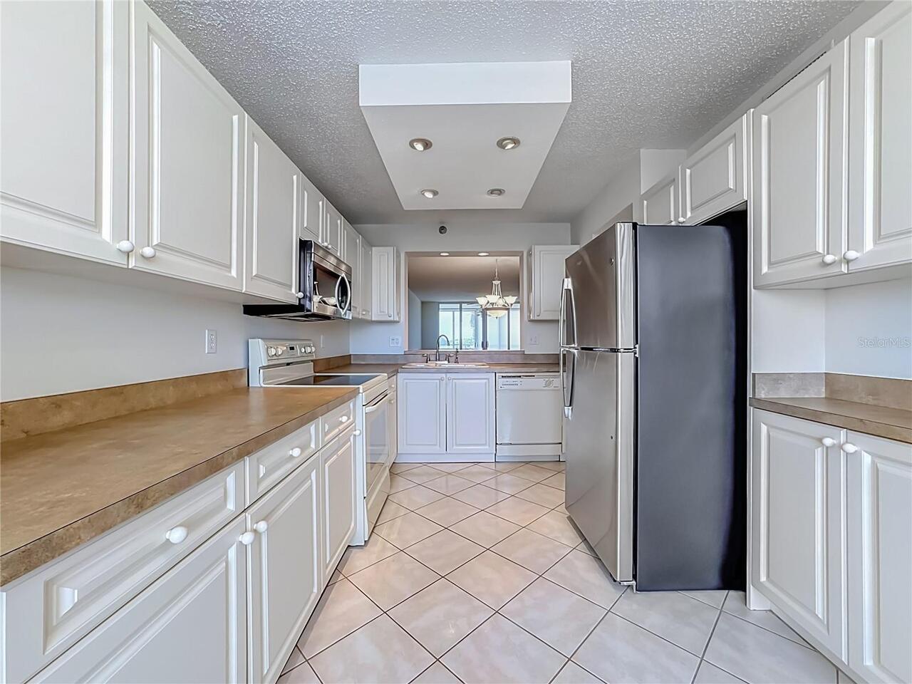 Listing Photo 10