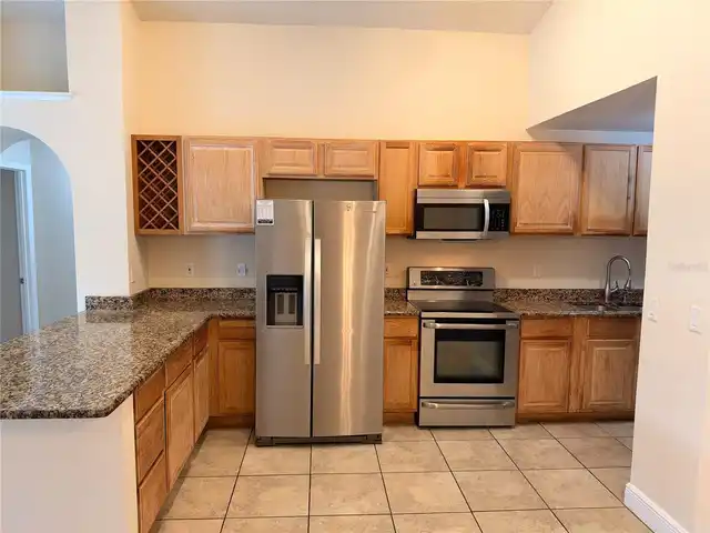 Listing Photo 6