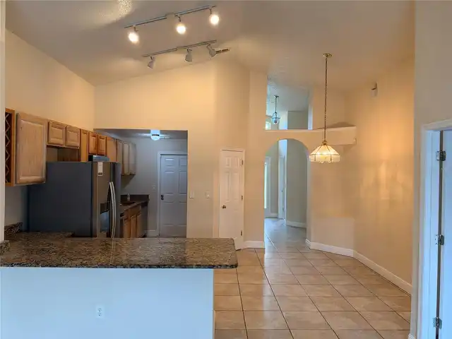 Listing Photo 7