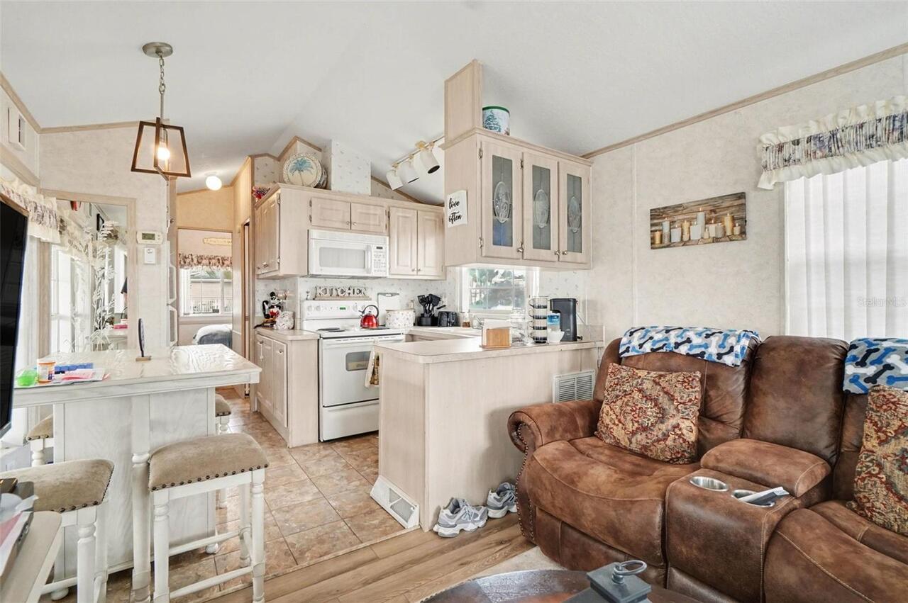 Listing Photo 17