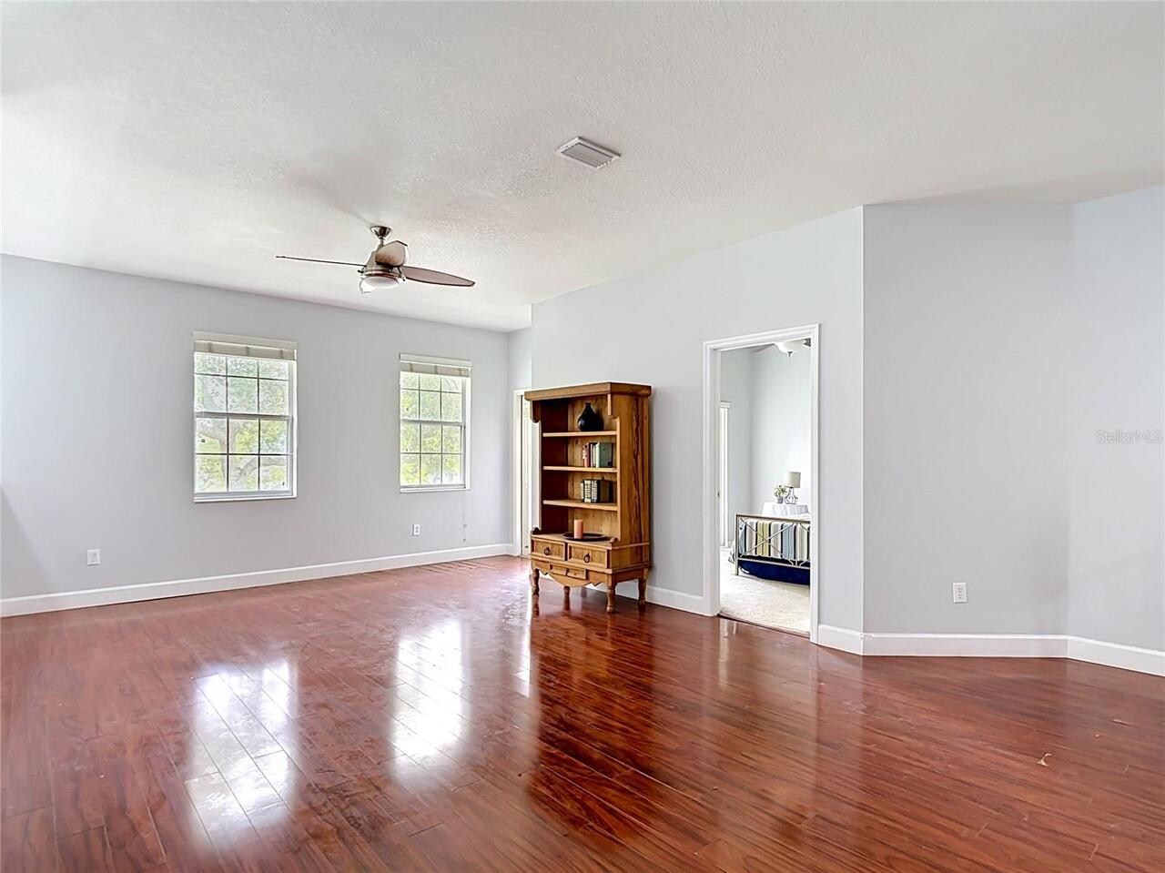 Listing Photo 14