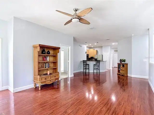 Listing Photo 19