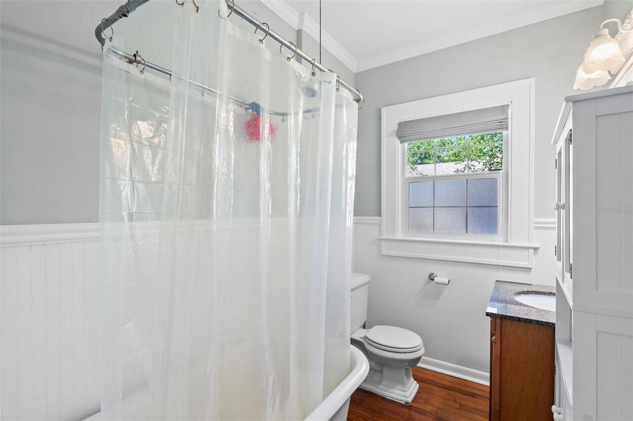 Listing Photo 17