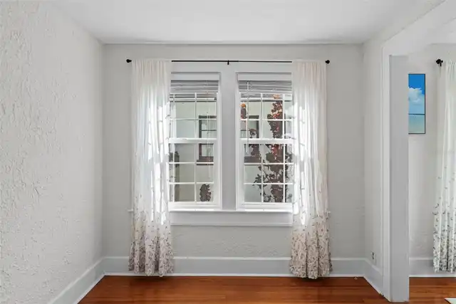 Listing Photo 17
