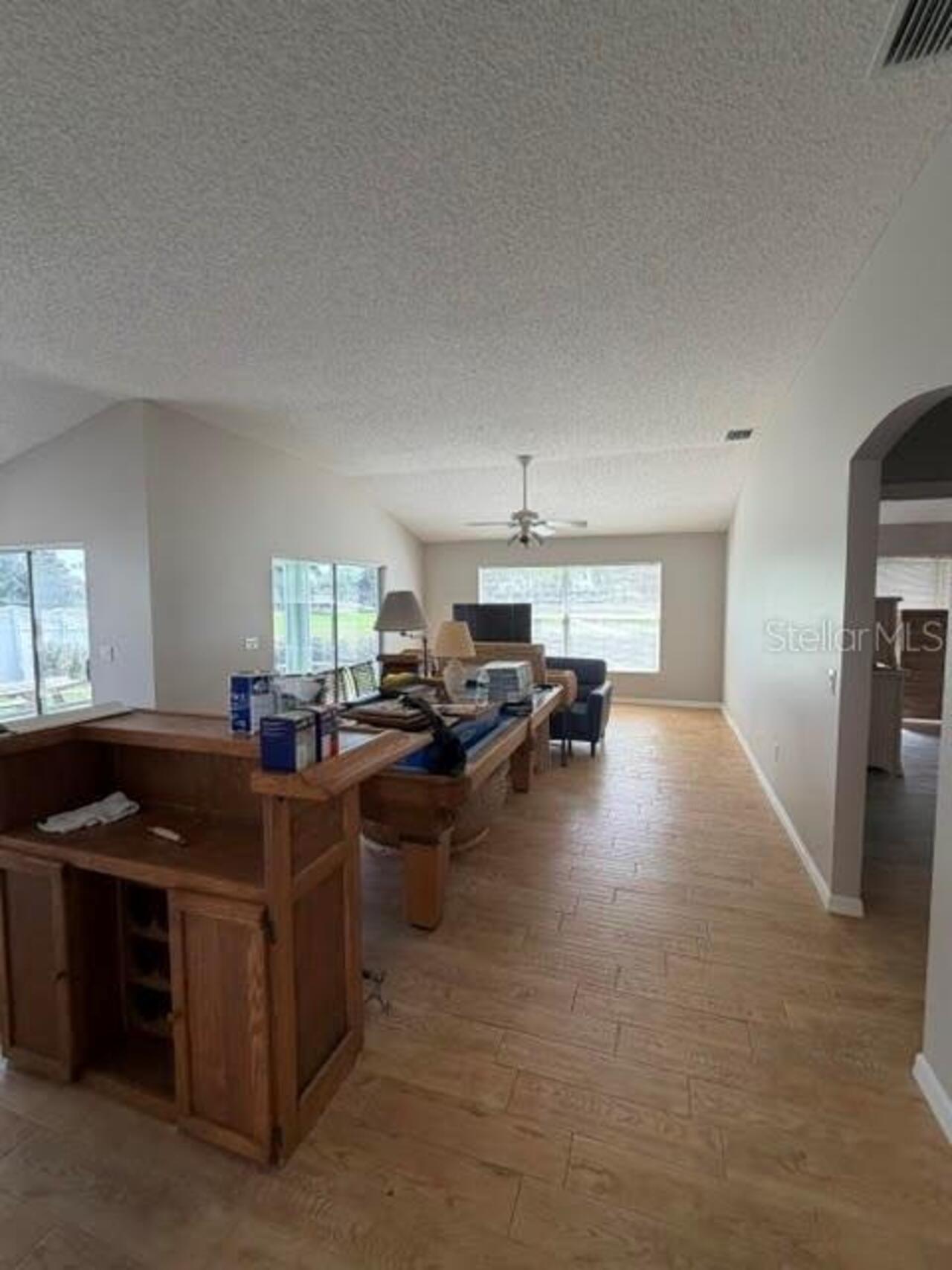 Listing Photo 10
