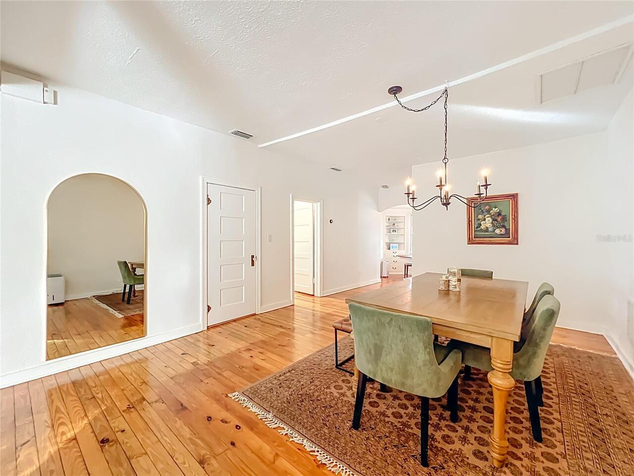 Listing Photo 6