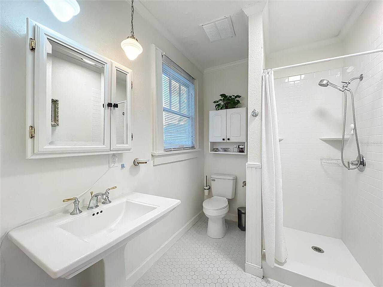 Listing Photo 13