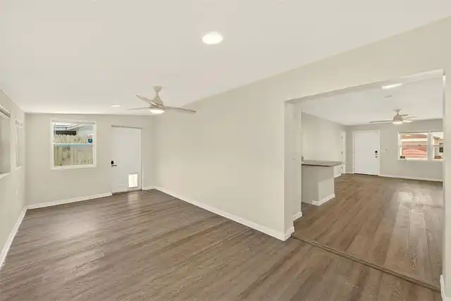 Listing Photo 15