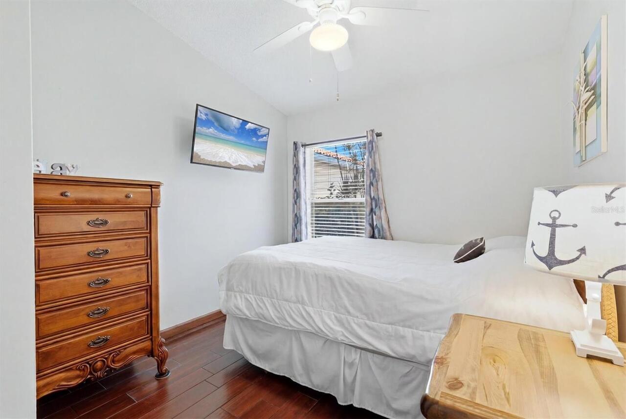Listing Photo 28