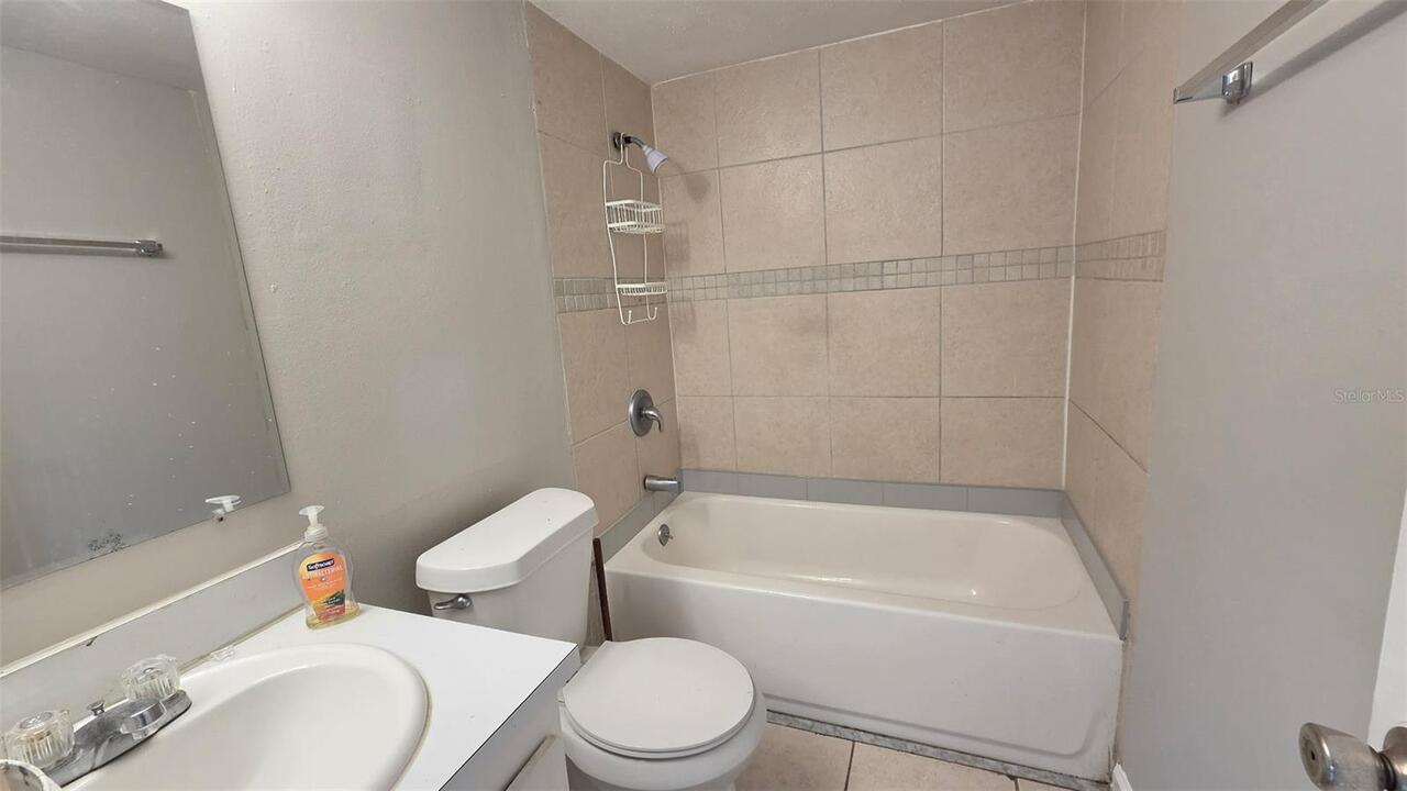 Listing Photo 8