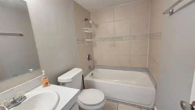 Listing Photo 8