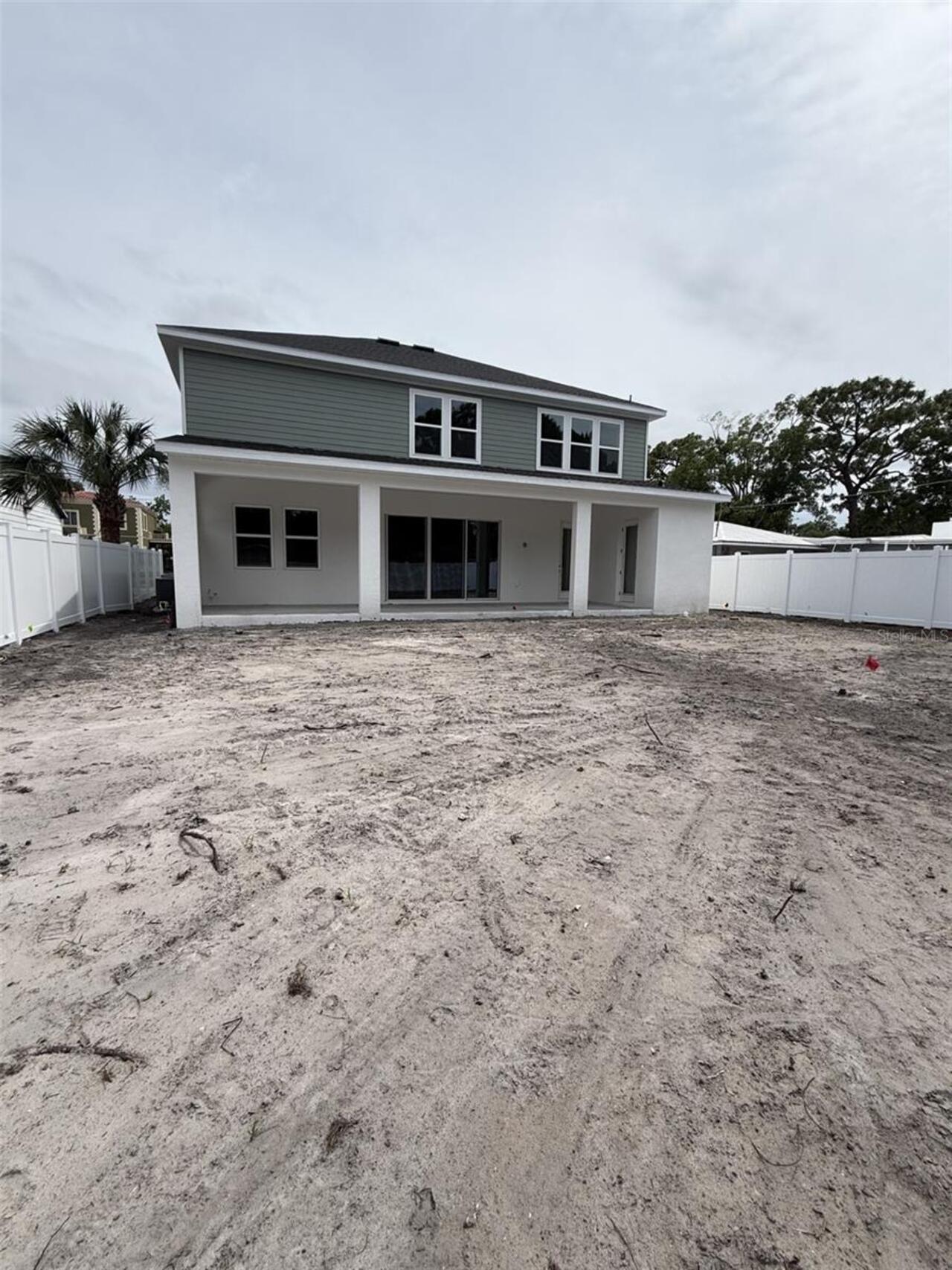 Listing Photo 18