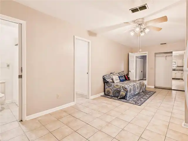 Listing Photo 34